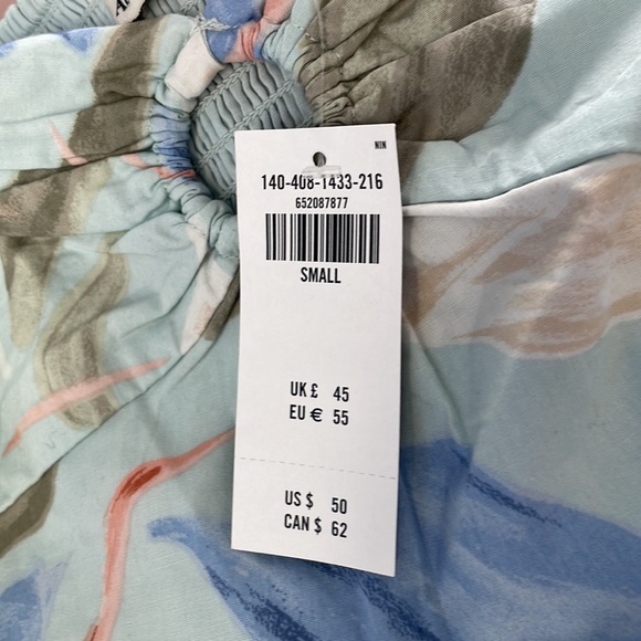 Abercrombie &Fitch mid drift blouse. - Picture 3 of 3